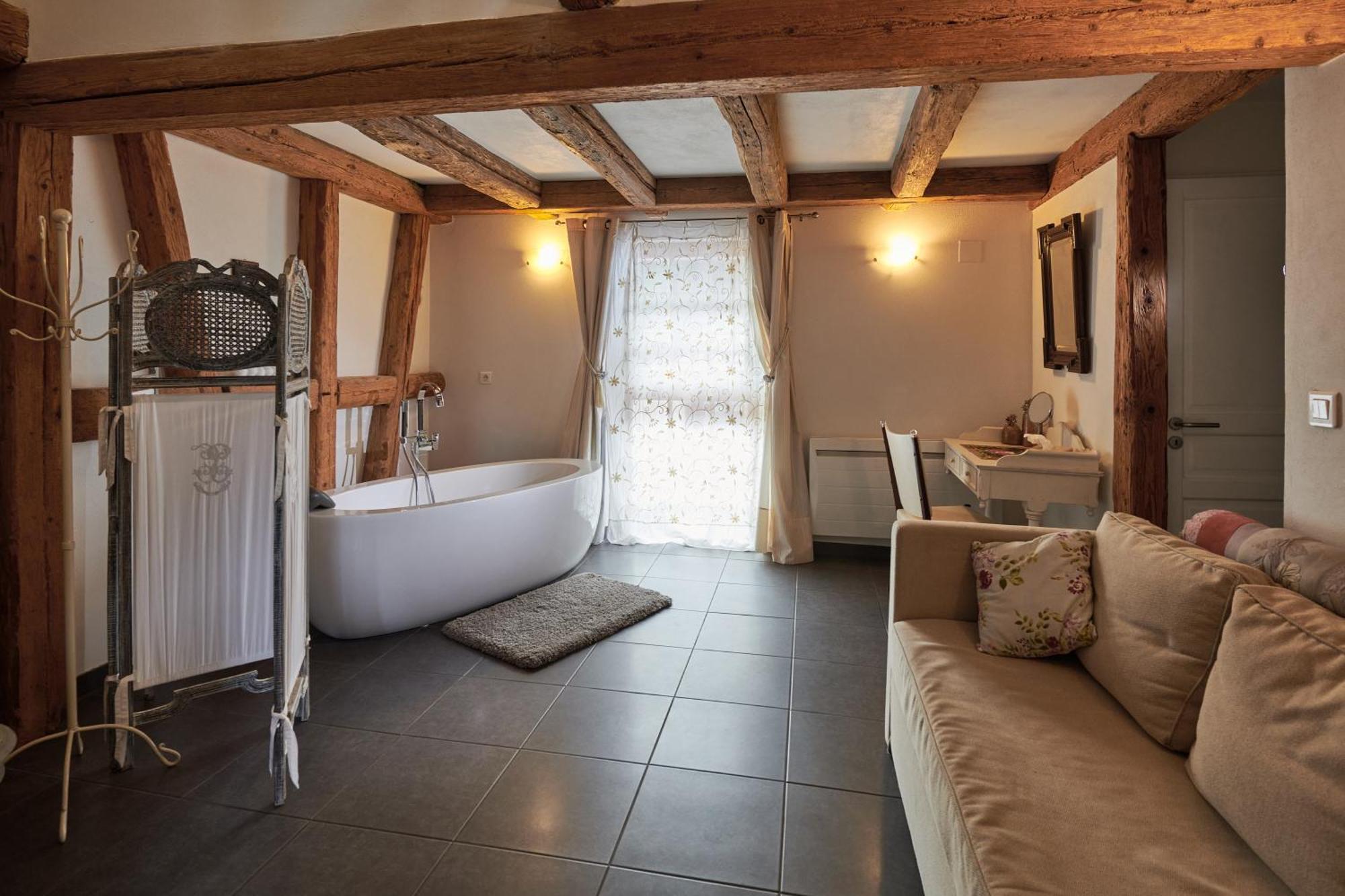 La Cour De Lise Maison D'Hotes Et Spa Willgottheim Rom bilde